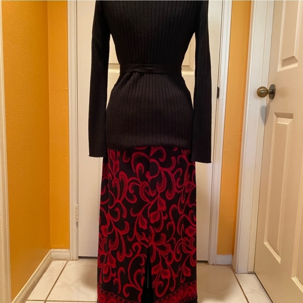 Nina Leonard knit turtleneck, skirt/fringe at bottom, large shawl. See pictures - Picture 2 of 4